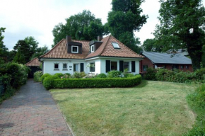 Haus Tapken mit Meerblick